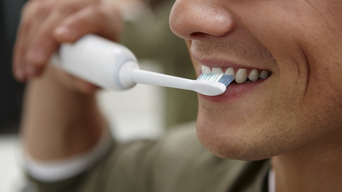 How Does Teeth Whitening Works?